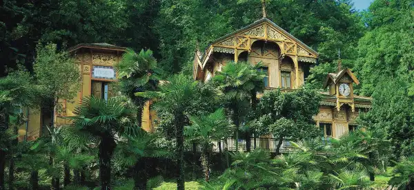 Hotels in Meina