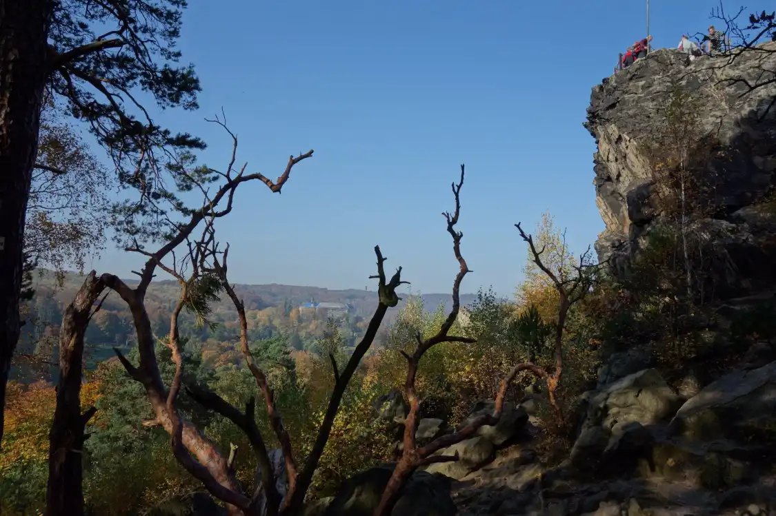 Hotels near Devil's Wall - grandfather