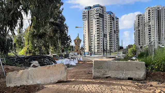 Begin Park Petting Zoo