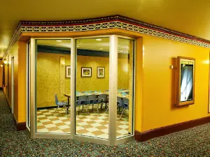 Classic Cinemas Lindo Theatre