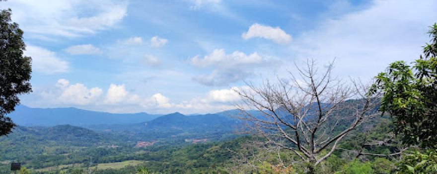Earth Camp Pakembangan