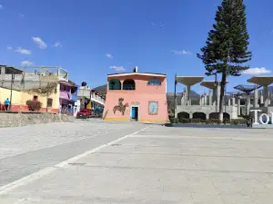 Zocalo De Totolapan