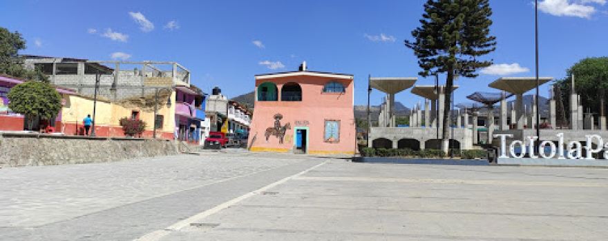 Zocalo De Totolapan