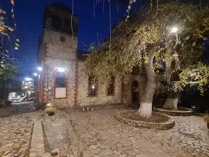 Palaios Panteleimon Central Square