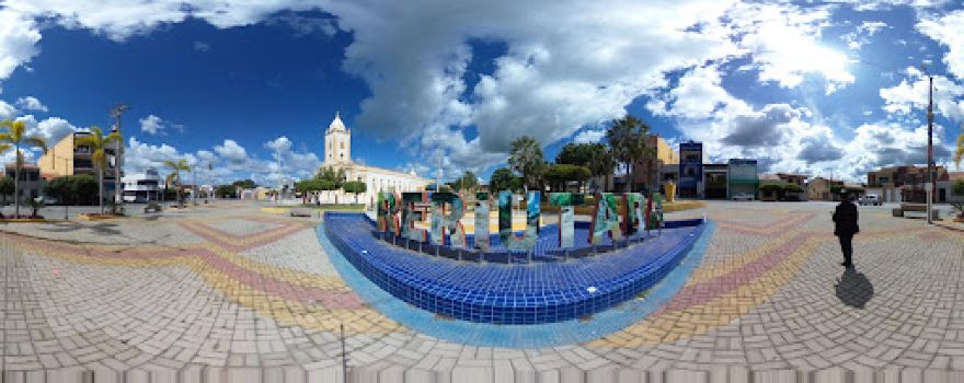 Praça da Matriz Mons. José Ataide