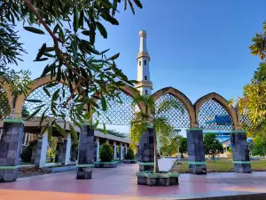 Masjid Agung Al-Mubarak