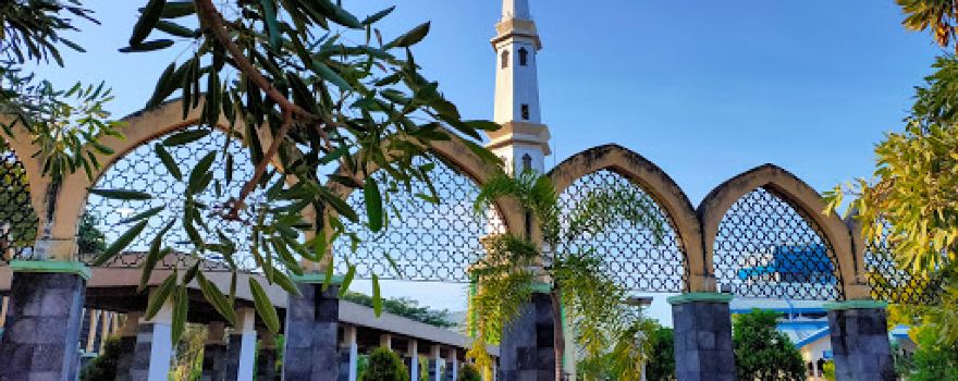 Masjid Agung Al-Mubarak