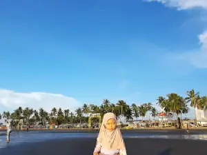 Pantai Kalomang