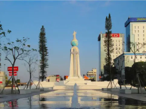 Monument to the Divine Savior of the World