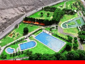 Club Pinos y Eucaliptos