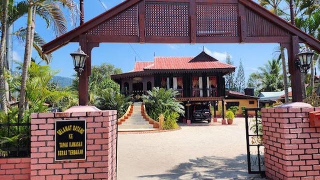 Beras Terbakar, Kampung Raja, Langkawi, Kedah.