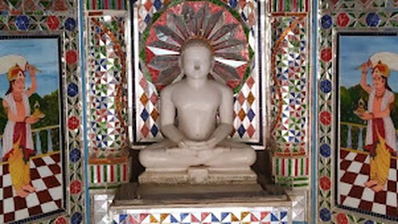 Shri 1008 Adinath Digambar Jain Mandir, Tembhurni.