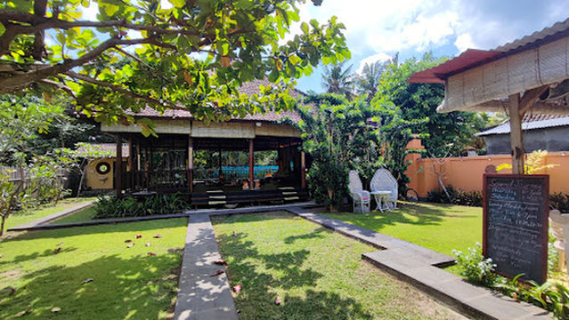 Island Yoga Lembongan