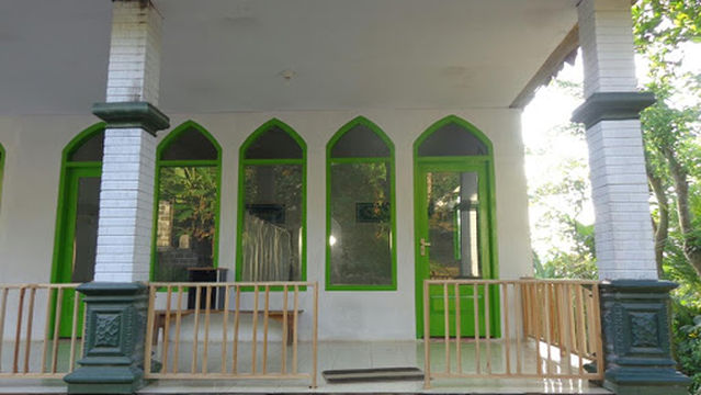 Masjid-E-Aysha