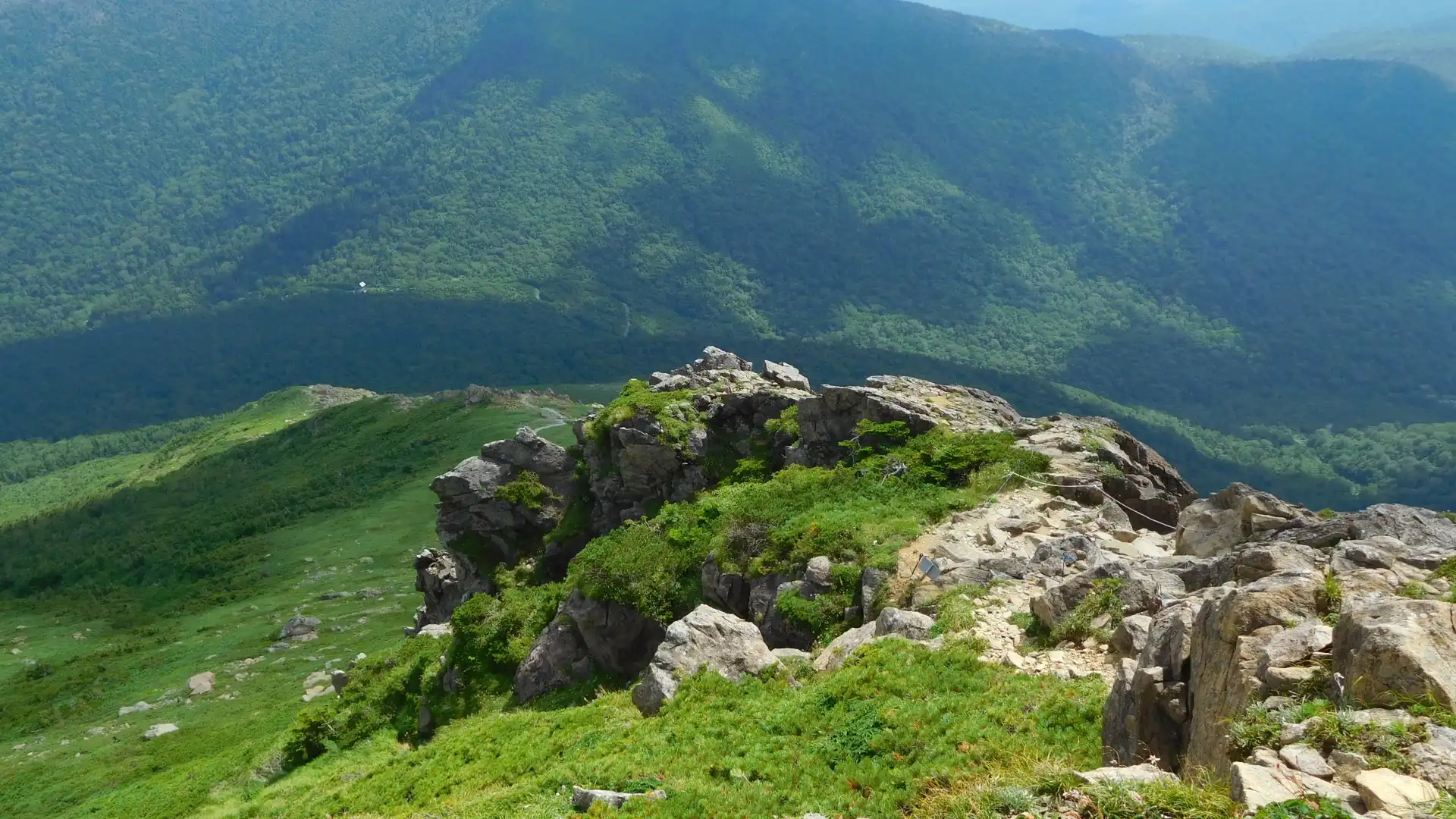 早池峰山周辺のホテル