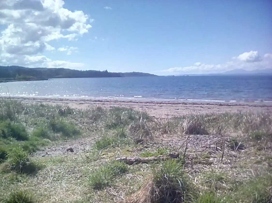 Hotels near Lunderston Bay