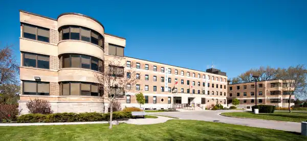 Hotels in Central Elgin