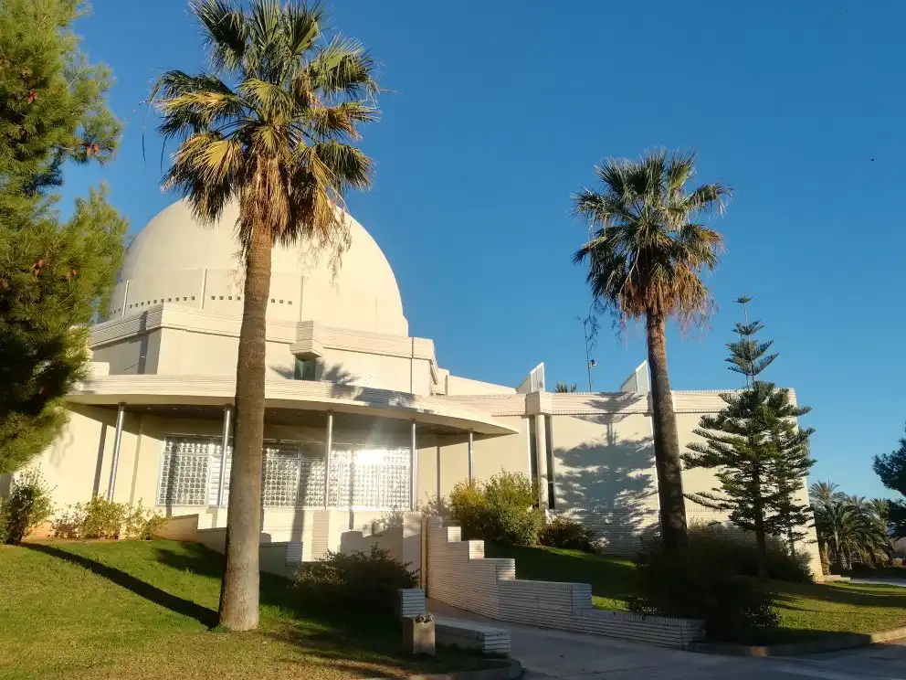 Hotels near Planetari de Castello