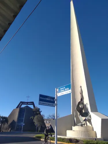 Obelisco Fundadores de Treinta y Tres