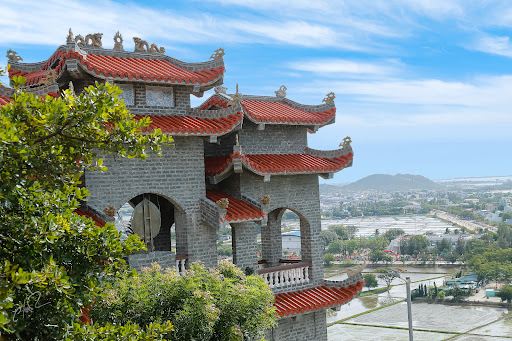 Trung Son Co Tu
