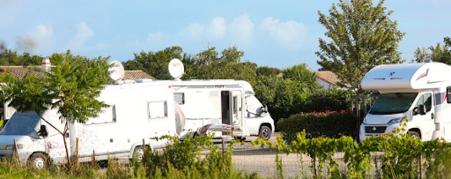 CAMPING PARADIS DOMAINE OYAT 4 étoiles