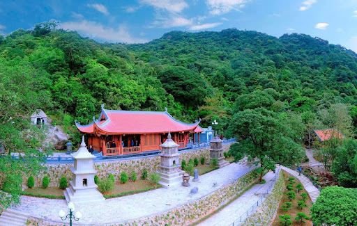 Ngoa Van temple