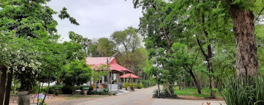 Wat Pathum Wanaram (Wat Pa)