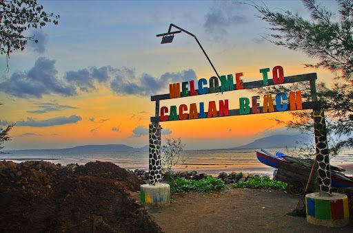 Pantai Cacalan