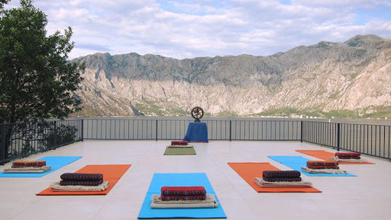 YogaBoka - yoga studio