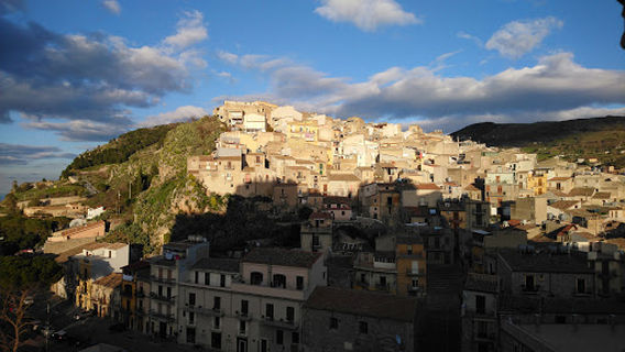 Caccamo