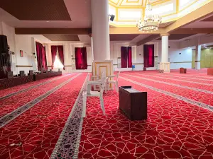 Sheikh Salem Bin Ali Al-Husainan Mosque