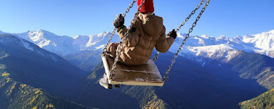 Flying swing. Place for photography