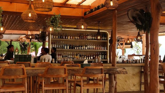 Bora Bora Beach Club & Restaurant