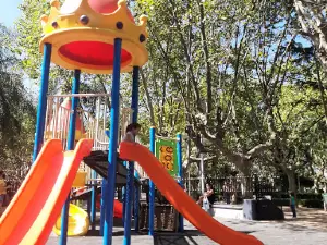 José C. Paz - Plaza Belgrano.