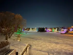 Broadmoor Lake Park