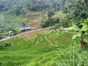 Alun - Alun Banjarwangi