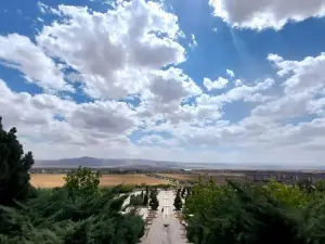 Neshat Park