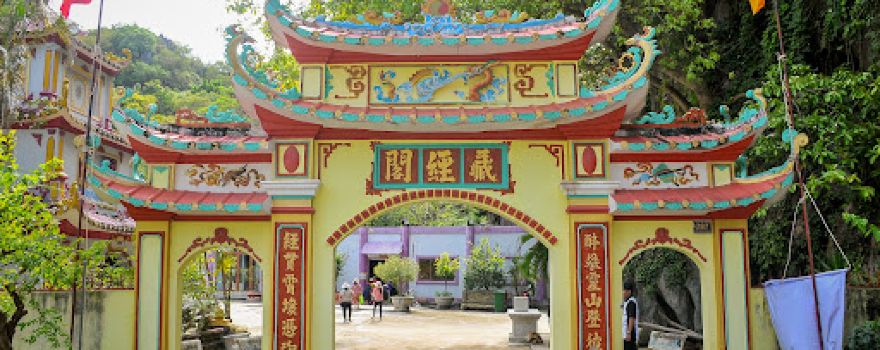 Chùa Hải Sơn - Chùa Hang