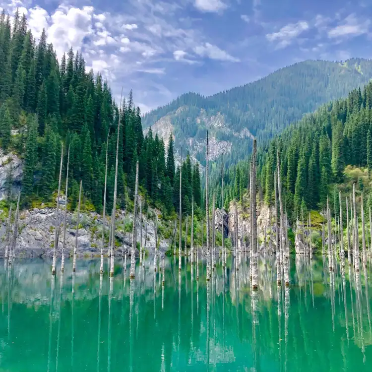 Hotels near Lake Kaindy