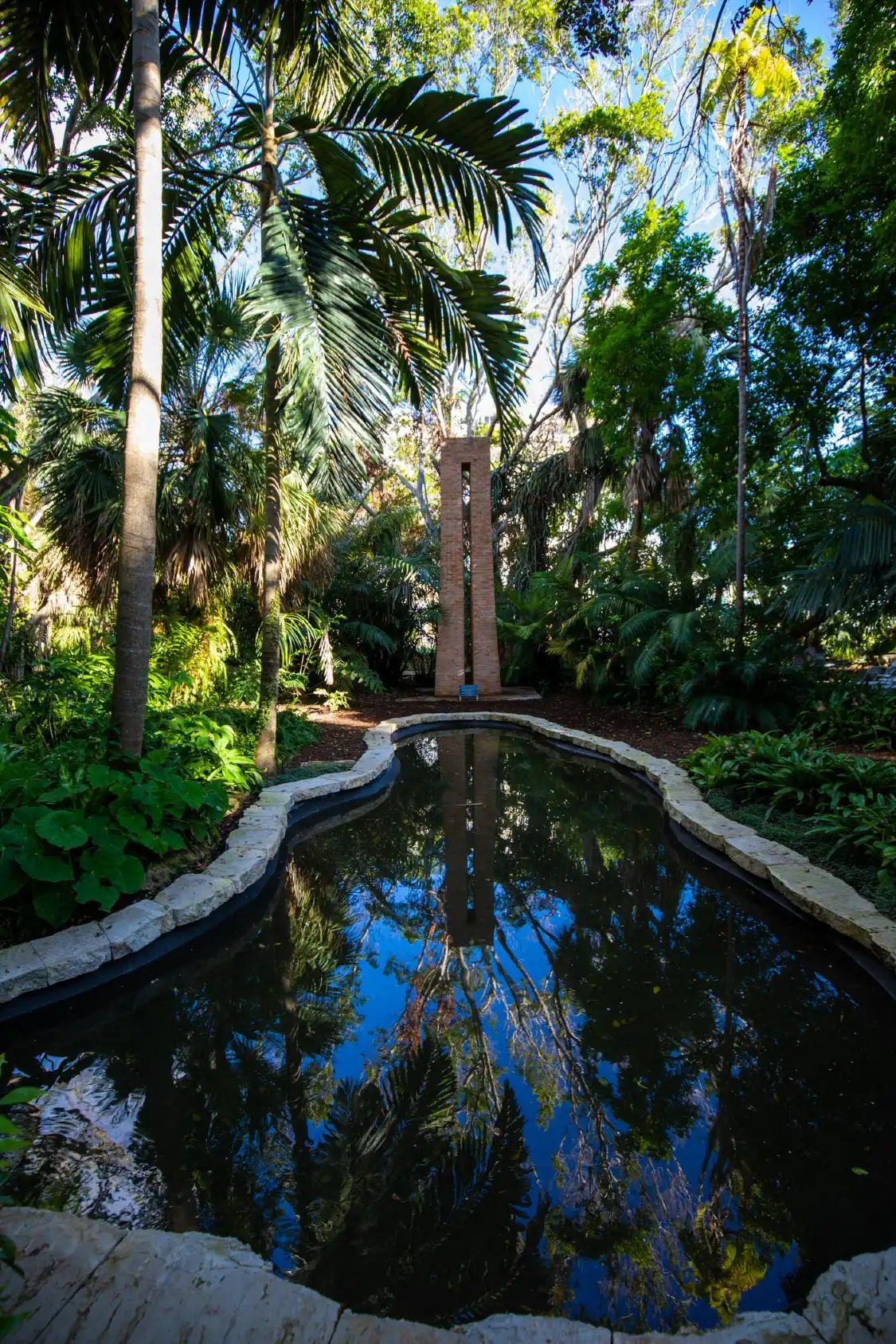 โรงแรมใกล้Ann Norton Sculpture Gardens