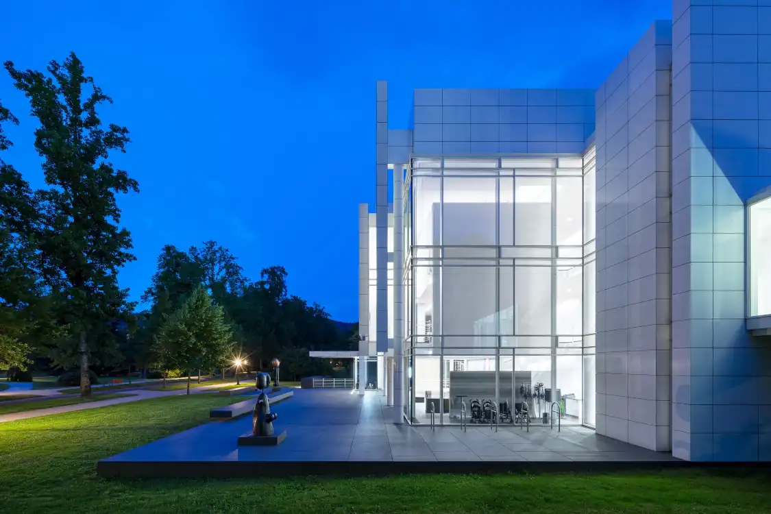 Hotels near Frieder Burda Museum