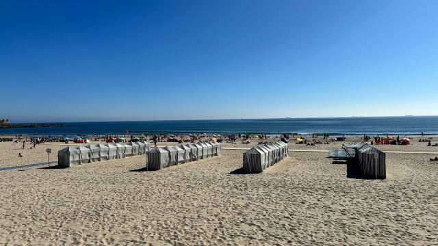 Compare 5 airports near Matosinhos