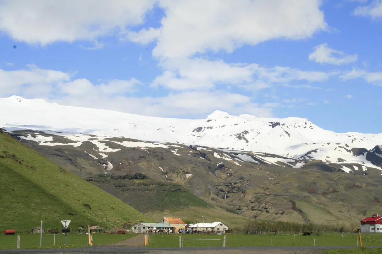 2_Easy Iceland