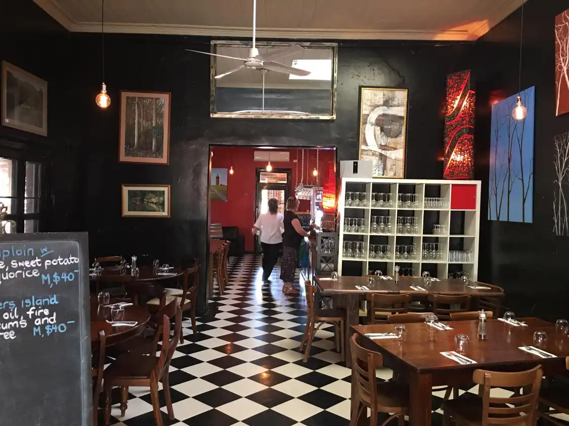 Hotels near Rutherglen Brewery