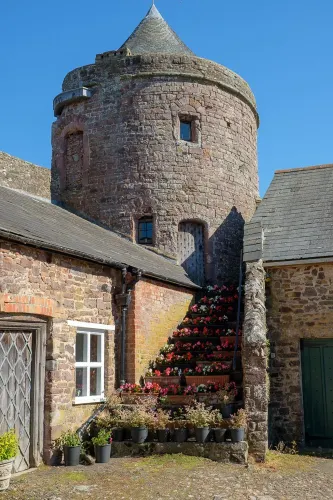 Tiverton Castle