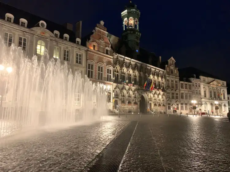Hotels near Hotel de ville