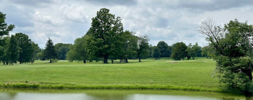 Flora Golf & Country Club
