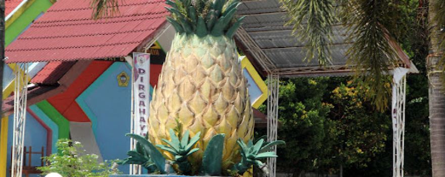 Tugu Nanas Kundur Utara