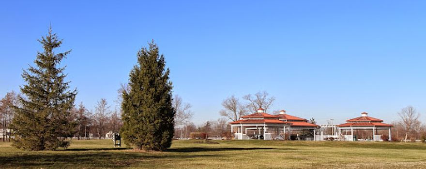 Riverside gardens Leo-Cedarville