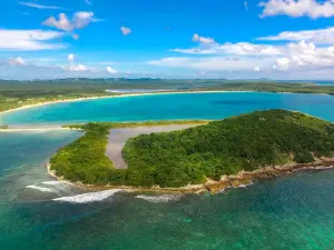 Playa La Esperanza Beach